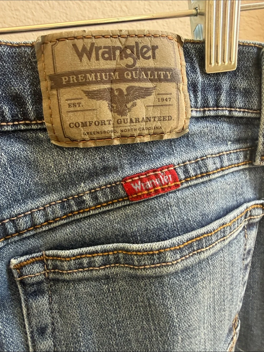 Wrangler Slim Straight Jeans Men's Medium Wash Blue Cotton Blend 30x32